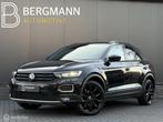 Volkswagen T-Roc 1.5 TSI Black Edition Sport|Virtual|Carplay, Adaptive Cruise Control, 4 cilinders, Leder en Stof, Zwart