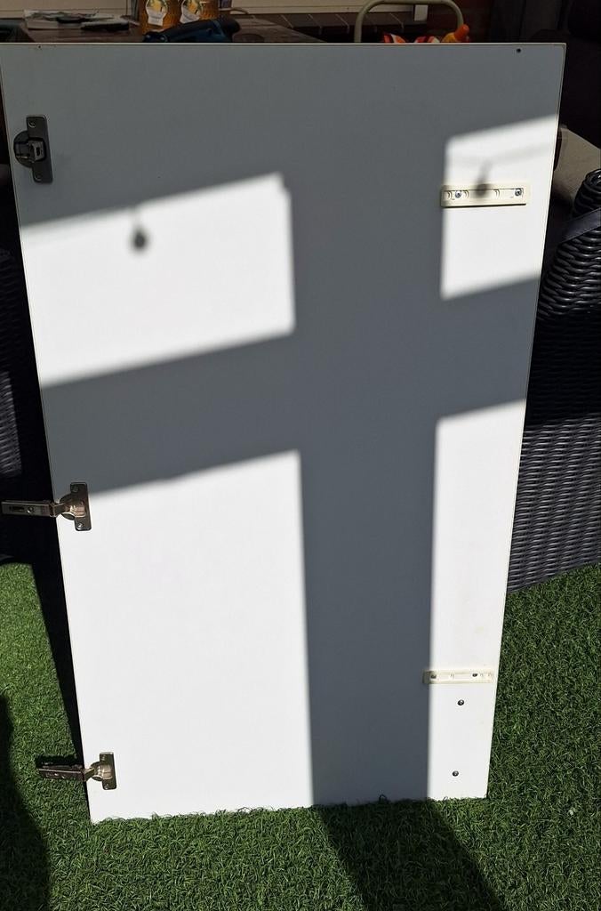 Gratis 2 x ikea keuken kast deur wit, Ophalen, Binnendeur, 200 tot 215 cm