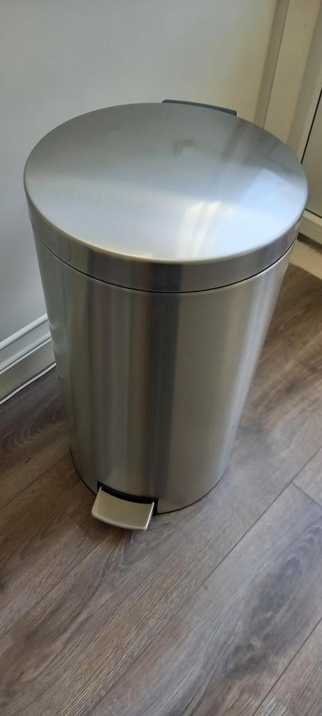 Brabantia pedaalemmer 50 liter - RVS, Huis en Inrichting, Woonaccessoires | Prullenbakken, Ophalen, Gebruikt, Met pedaal, 50 tot 75 cm