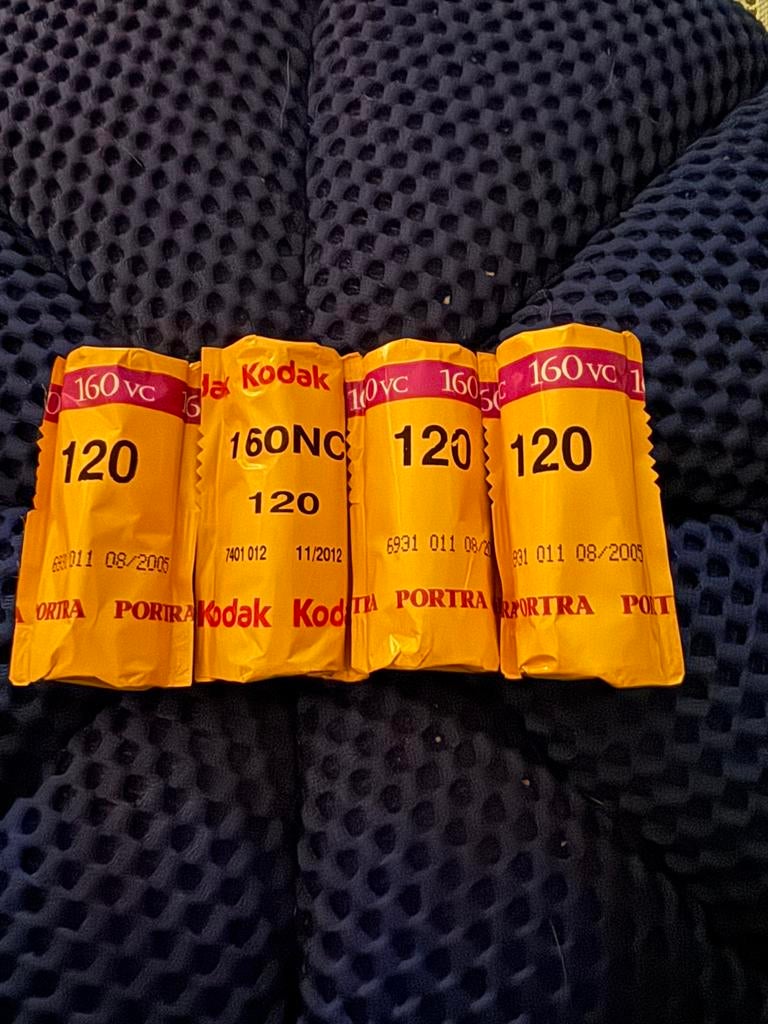 Kodak portra 120 mm - 4 stuks - filmrol, Audio, Tv en Foto, Filmrollen, Ophalen of Verzenden, 35mm film