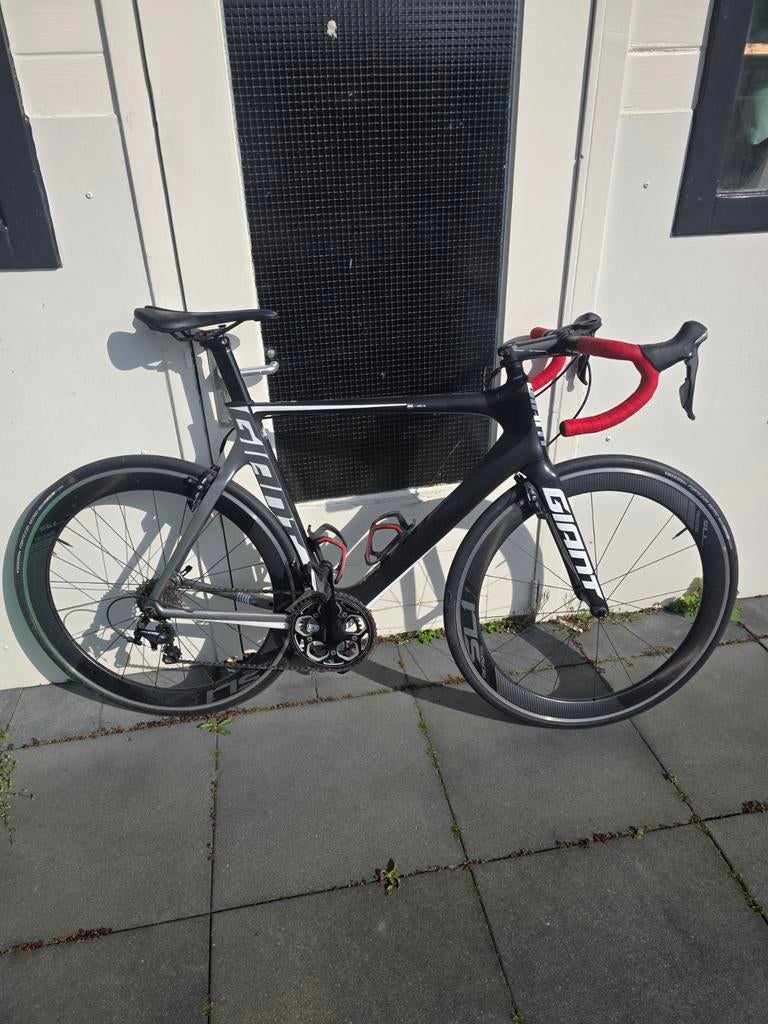 Giant Propel Advanced 2 racefiets + Wahoo element Roam, Fietsen en Brommers, Ophalen, Carbon, Giant, Zo goed als nieuw