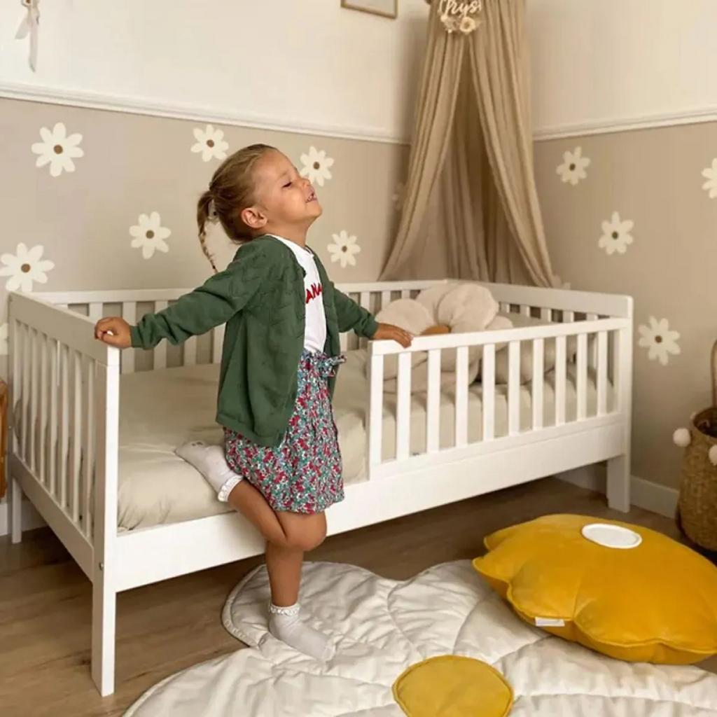 Petite Amélie “Plume” Toddler Bed 140x70 for Sale, Ophalen, Zo goed als nieuw, Jongetje of Meisje