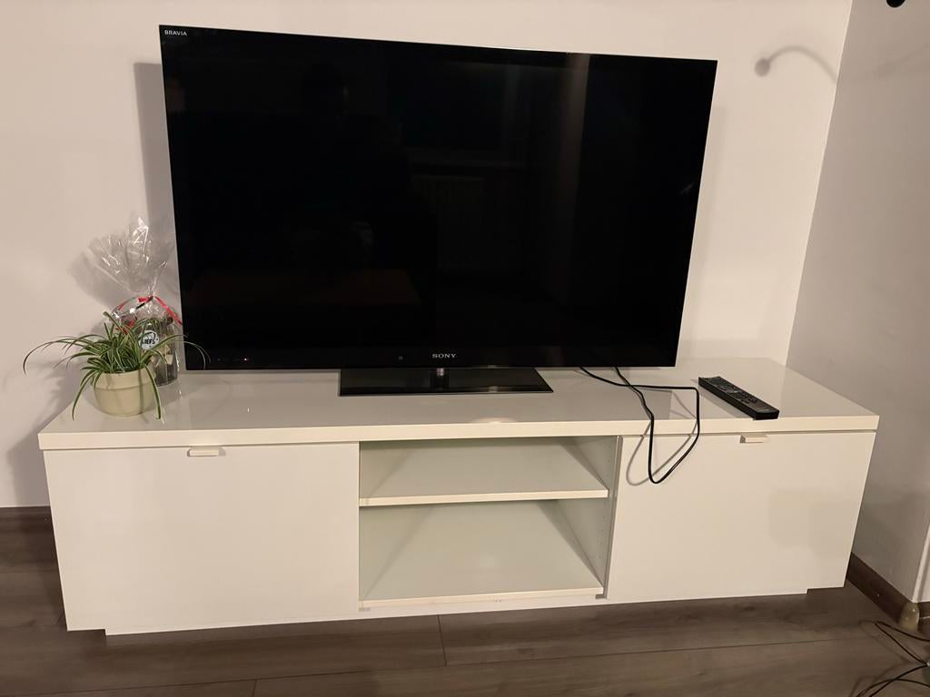 IKEA TV meubel wit met opbergruimte, Huis en Inrichting, Kunststof, Gebruikt, 100 tot 150 cm, Ophalen of Verzenden