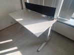 Steelcase Bureau met scheidingswand, Huis en Inrichting, Bureaus, Ophalen of Verzenden, Zo goed als nieuw