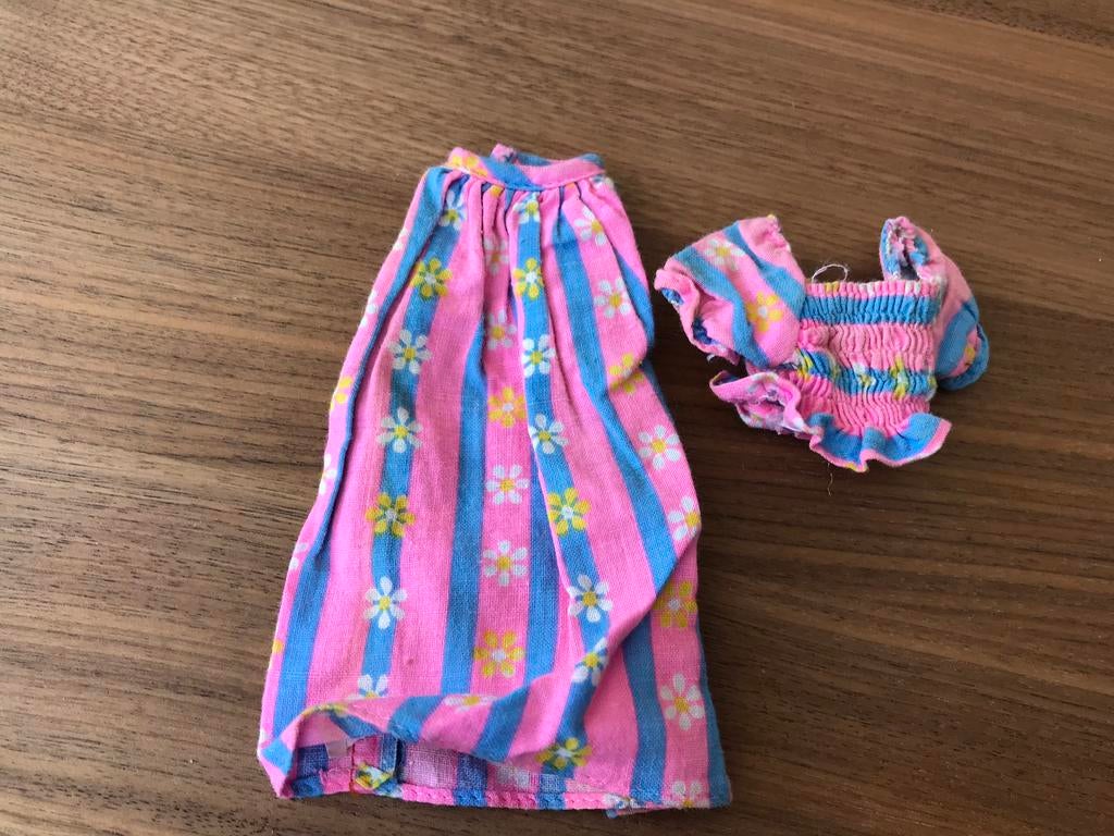 Vintage barbie sindy rok en top, Verzamelen, Ophalen of Verzenden, Zo goed als nieuw
