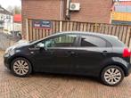 Kia Rio 1.2 CVVT ExecutiveLine, Voorwielaandrijving, Euro 5, 4 cilinders, Zwart