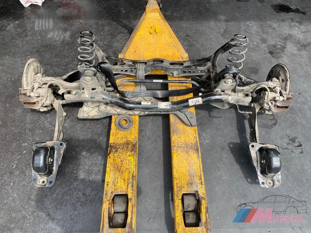 VW GOLF VIII ACHTERAS 5H0500039A, Gebruikt, -, Volkswagen, -