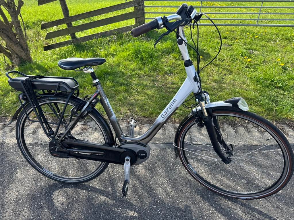 Gazelle elektrische dames fiets, Fietsen en Brommers, Elektrische fietsen, 51 tot 55 cm, Ophalen of Verzenden, Zo goed als nieuw