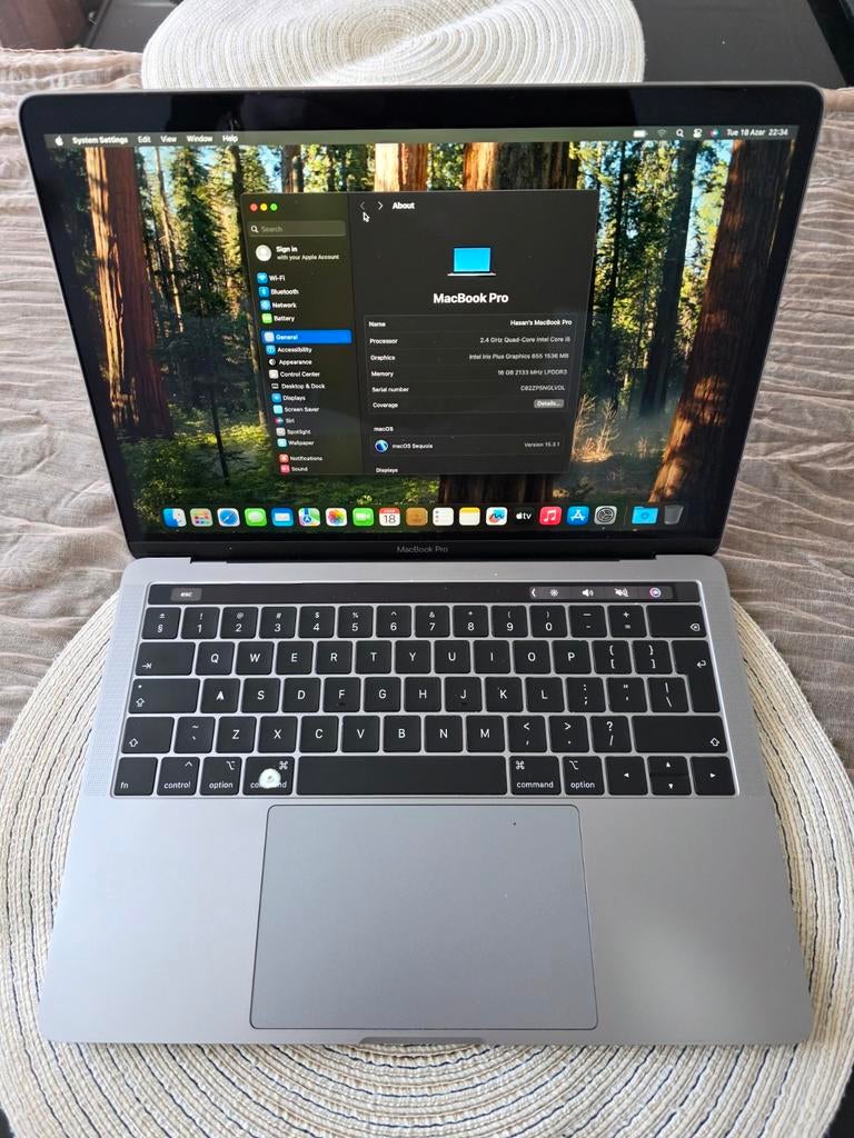 MacBook Pro 13 inch 2019 i5 16GB RAM 256GB SSD Touch Bar, MacBook Pro, 256 GB, 2 tot 3 Ghz, 13 inch