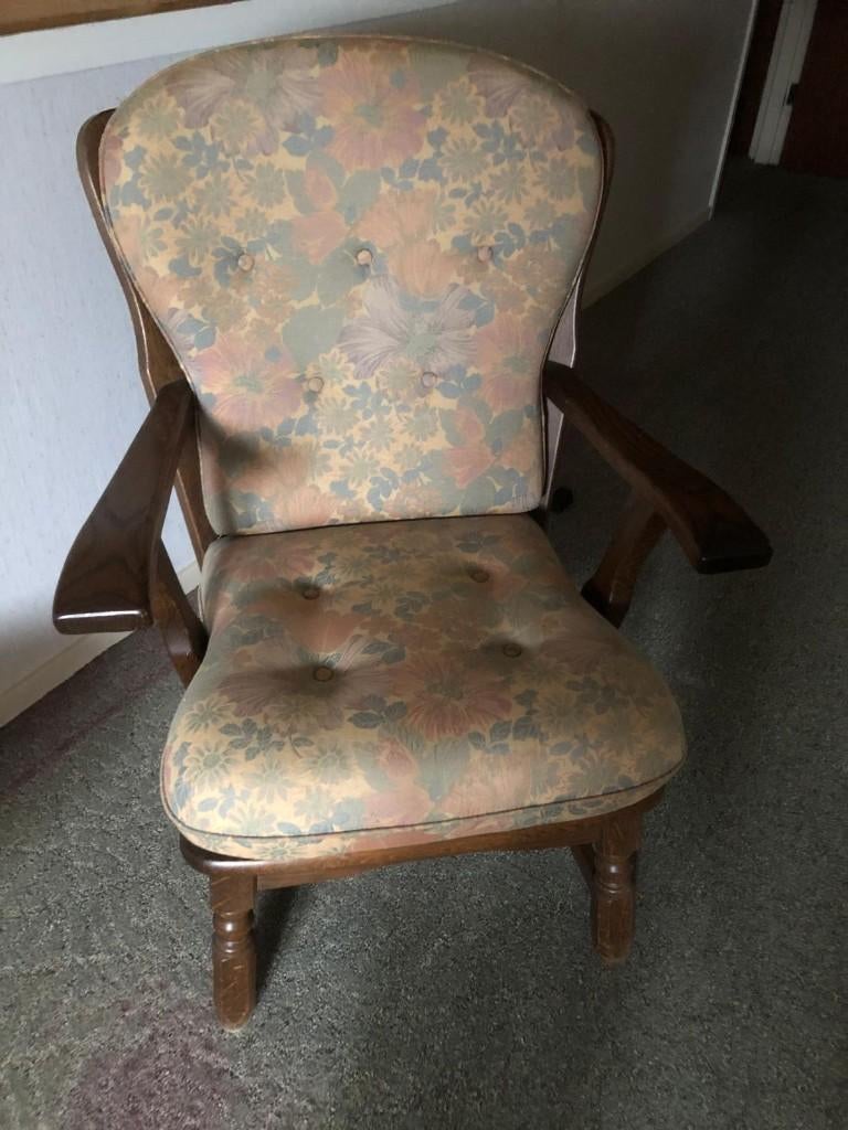 Eiken stoeltje, Huis en Inrichting, Stoelen, Ophalen, Gebruikt, Bruin, Stof