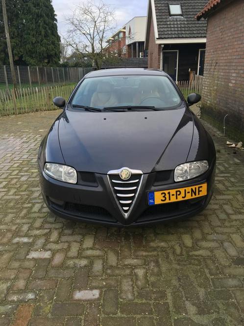 Alfa Romeo GT 2.0 JTS 2004 Grijs, Auto's, Alfa Romeo, Particulier, GT, Benzine, D, Coupé, Handgeschakeld, Origineel Nederlands
