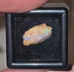 Australische opaal in doosje, Sieraden, Tassen en Uiterlijk, Edelstenen, Ophalen of Verzenden, Zo goed als nieuw