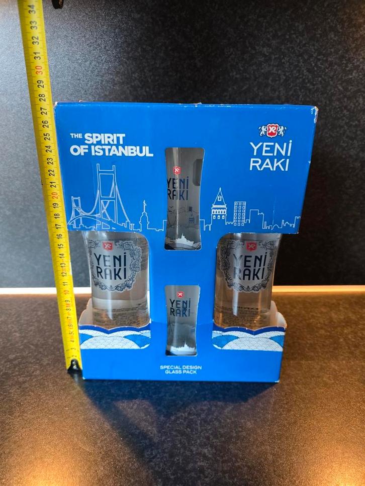 Yeni Raki Glazen Set - Verzamelaarsobject, Verzamelen, Porselein, Kristal en Bestek, Zo goed als nieuw, Glas of Glazen, Kristal