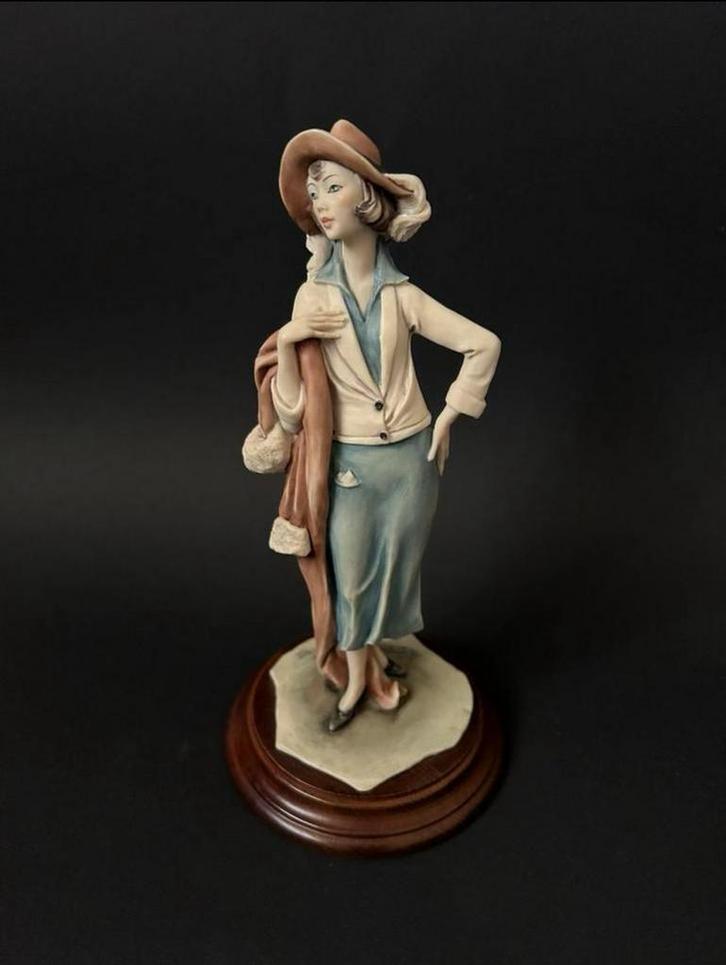 Vintage Beeld Vittorio Tessaro, ‘Miss Vintage’, Verzamelen, Beelden en Beeldjes, Zo goed als nieuw, Ophalen of Verzenden