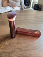Hourglass foundation kwast - Vanish, Sieraden, Tassen en Uiterlijk, Uiterlijk | Cosmetica en Make-up, Bruin, Nieuw, Toebehoren