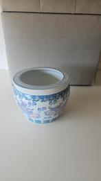 Blauw-Witte Bloempot met Chinees Design, Ophalen, Blauw, Aardewerk of Porselein, Zo goed als nieuw