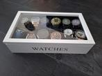 Te koop: 12 horloges in houten horloge box, Overige merken, Overige materialen, Gebruikt, Polshorloge