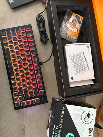 Glorious GMMK Pro 75% gaming toetsenbord beschikbaar voor biedingen
