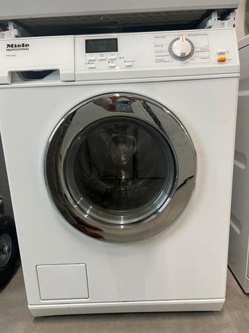 Miele Professional Wasmachine - Weinig Draaiuren! beschikbaar voor biedingen