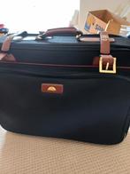 Te koop deze 2 koffers, Ophalen of Verzenden, Gebruikt, Hard kunststof, 70 cm of meer