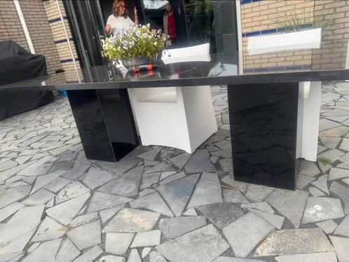 Granieten tuintafel ( alleen tafel) €500, Tuin en Terras, Tuintafels, Zo goed als nieuw, Rechthoekig, Overige materialen, Ophalen