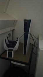 Playstation 5 + 2 controllers + controller houder, Ophalen of Verzenden, Zo goed als nieuw, Controller, PlayStation 5