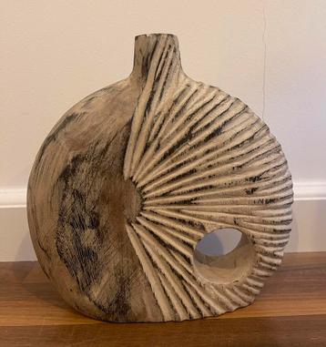 (7) handgemaakte houten smalle vaas +/- 25cm WIT beschikbaar voor biedingen