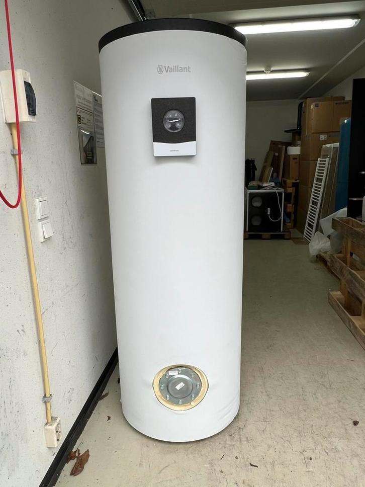 Vaillant Unistore hygiene boiler/buffer nieuw!!, Doe-het-zelf en Verbouw, Geisers en Boilers, Nieuw, Boiler, 100 liter of meer