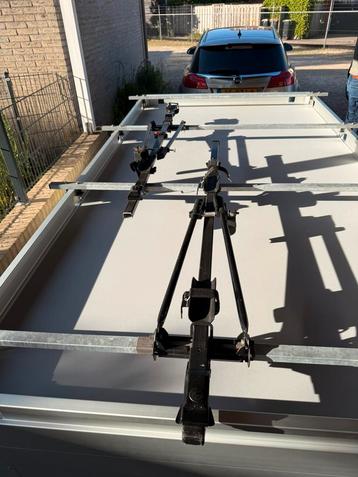Fietsdragers voor op bagewagen of dak auto (merk Opel) beschikbaar voor biedingen
