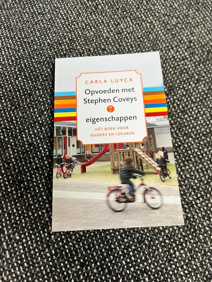 Carla Luycx - Opvoeden met Stephen Coveys 7 eigenschappen, Boeken, Wetenschap, Zo goed als nieuw, Sociale wetenschap, Ophalen of Verzenden