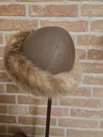 leren hoed met Bont rand, Kleding | Dames, Hoeden en Petten, Ophalen, Zo goed als nieuw