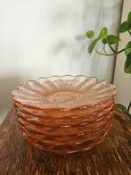 6x vintage retro gebaksbordjes bordjes roze persglas, Huis en Inrichting, Lampen | Lampenkappen, Ophalen of Verzenden, Zo goed als nieuw
