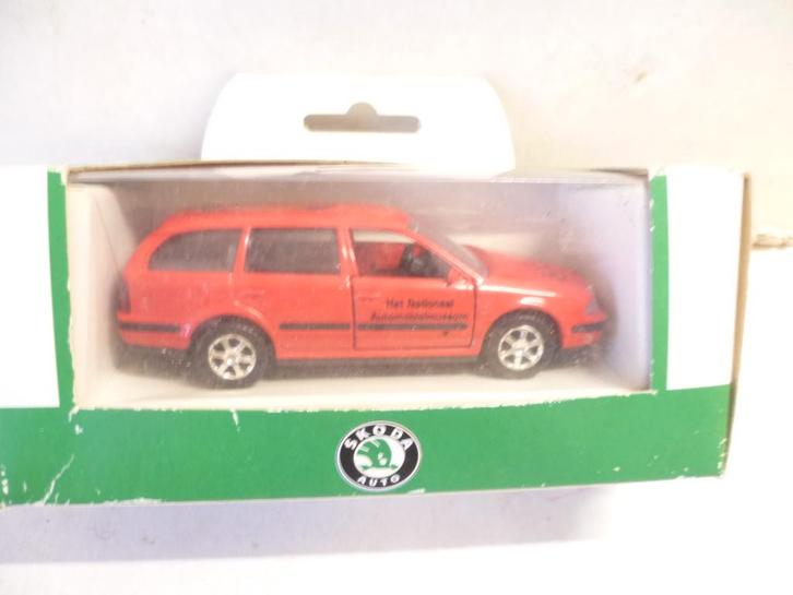 Kaden Skoda Octavia Combi Koepelbeurs 1998 in doos 1:43 auto, Hobby en Vrije tijd, Modelauto's | 1:43, Nieuw, Auto, Overige merken