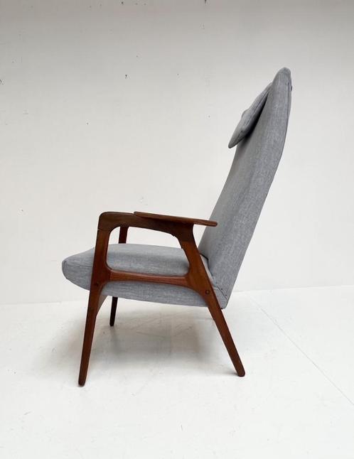 Charmante fauteuil herenmodel van Yngve Ekström voor Pastoe, Huis en Inrichting, Fauteuils, Gebruikt, Hout, Stof, 50 tot 75 cm