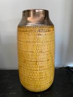 vaas goud geel 37 cm hoog, Ophalen, Zo goed als nieuw, Geel, Minder dan 50 cm
