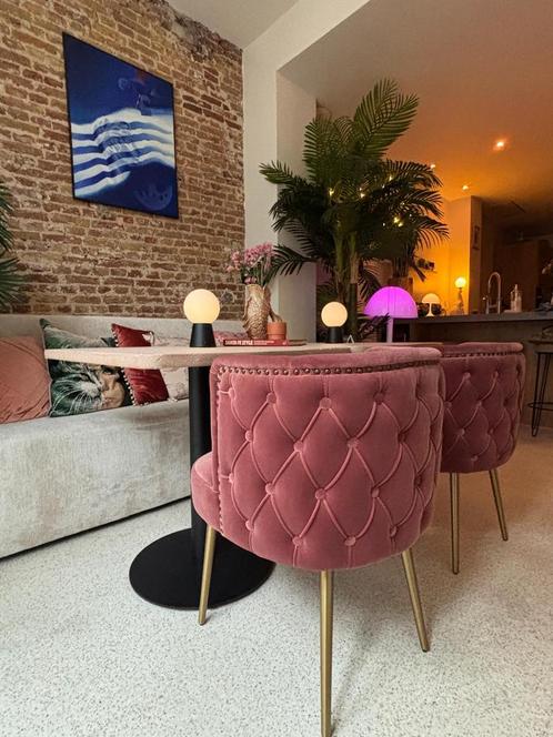 Fauteuil Bold Monkey 2 Stuks Oud Roze Velvet, Huis en Inrichting, Stoelen, Zo goed als nieuw, Twee, Stof, Overige kleuren, Ophalen