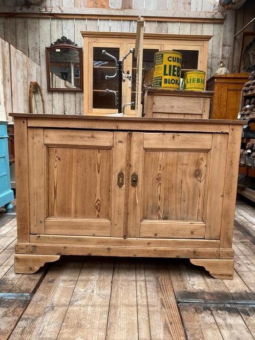 Landelijk Frans commode kast, Antiek en Kunst, Antiek | Meubels | Kasten, Ophalen