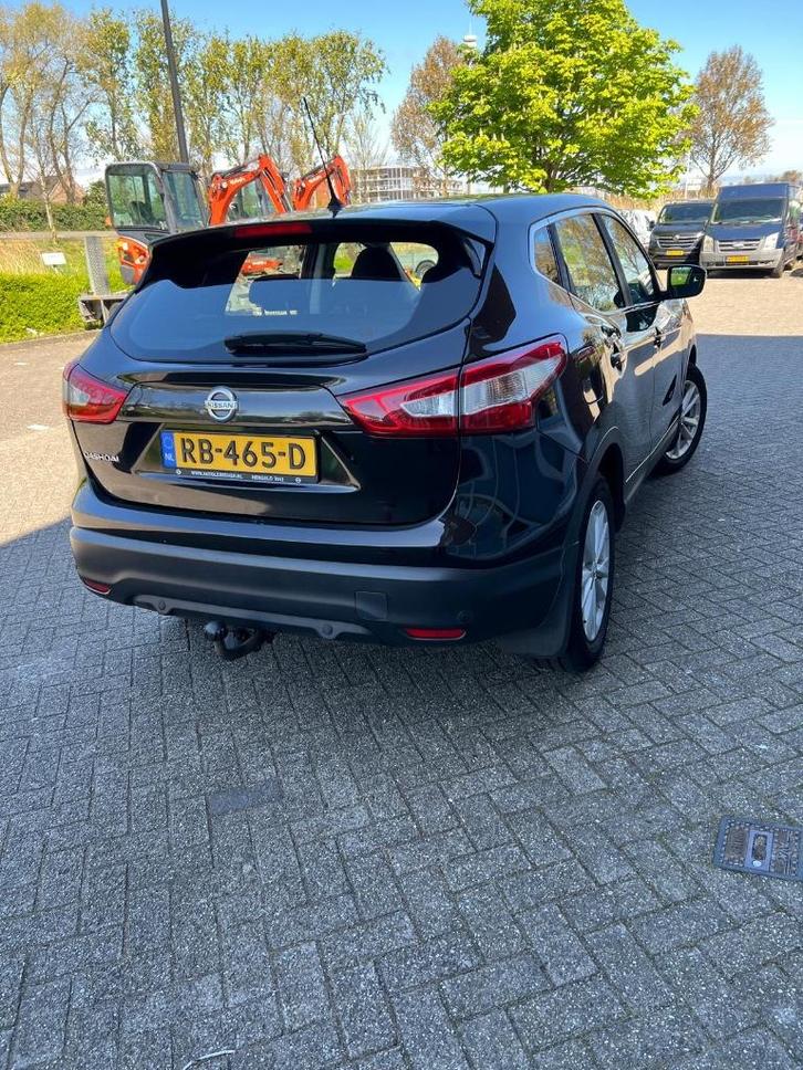 Nissan Qashqai 1.6 DCI 96KW 2WD CVT 31.08. 2016 Zwart, Auto's, Nissan, Particulier, Qashqai, ABS, Achteruitrijcamera, Airbags
