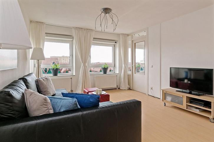 Apartment for rent, Huizen en Kamers, Huizen te huur, Rotterdam, Appartement, Direct bij eigenaar, B