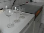 wegens emigratie 3 nog nieuwe wijnglazen, Ophalen, Glas of Glazen, Nieuw, Glas