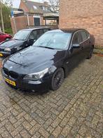 BMW 5-Serie 3.0 I 530 AUT 2004 Zwart NIEUWE APK, Auto's, BMW, Automaat, Achterwielaandrijving, 2000 kg, Zwart