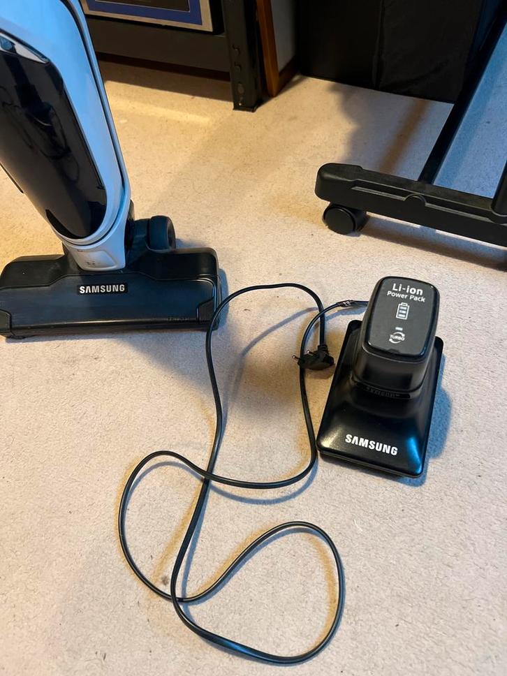 Samsung Steelstofzuiger met Extra Accu, Witgoed en Apparatuur, Stofzuigers, Gebruikt, Stofzuiger, Reservoir, Ophalen