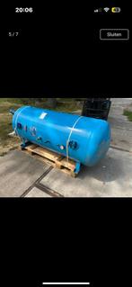 Lucht tanks van 900 liter en 500 liter, Doe-het-zelf en Verbouw, Compressors, 100 liter of meer, Ophalen of Verzenden, Zo goed als nieuw