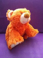KIKA OSTOY Knuffel BEER MET KRAAL OGEN. 30 CM. ORANJE *Nieuw, Ophalen of Verzenden, Nieuw, Beer