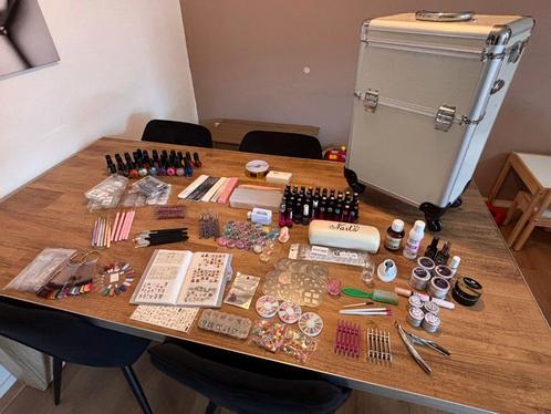 Complete Nagelset met Koffer, Sieraden, Tassen en Uiterlijk, Uiterlijk | Cosmetica en Make-up, Zo goed als nieuw, Toebehoren, Handen en Nagels