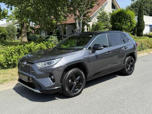 Toyota RAV4 2.5 VVT-i Hybrid Bi-Tone 218PK Pano•Trekhaak, Auto's, Toyota, Bedrijf, Te koop, Rav4, Bluetooth, Centrale vergrendeling