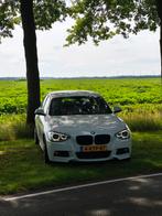 BMW 1-Serie 2.0 125i M uitvoering ✅, Auto's, 1-Serie, 65 €/maand, 4 cilinders, Alcantara