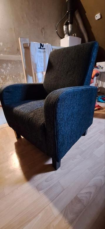 Donkergrijze fauteuil - Tijdloos & Comfortabel beschikbaar voor biedingen