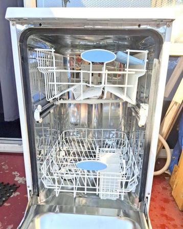 Indesit vaatwasser 45 breed 85 lang beschikbaar voor biedingen