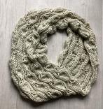 Mooie gebreide sjaal creme wit, Ophalen of Verzenden, Gedragen, Maat 46/48 (XL) of groter, Sjaal